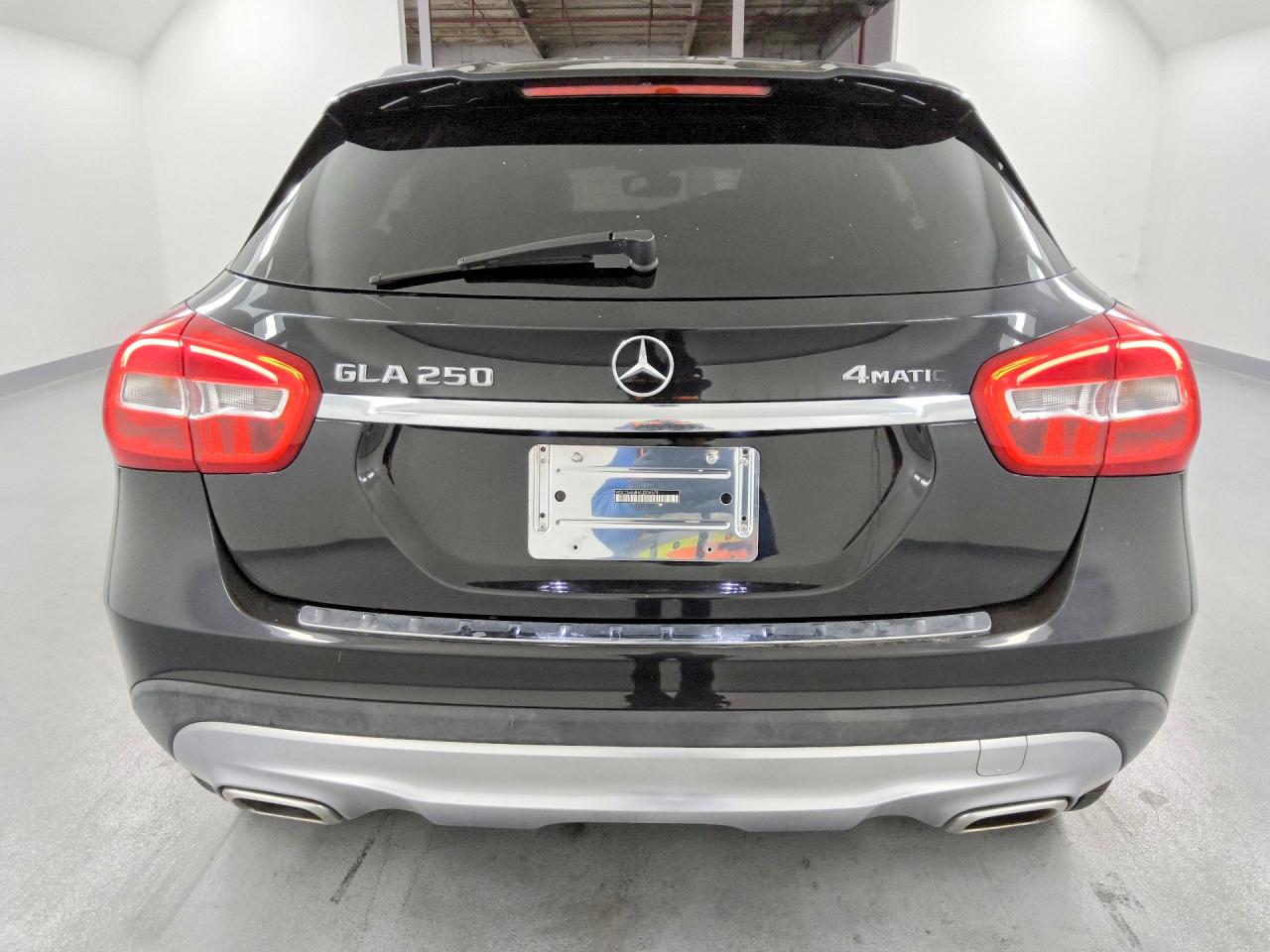 Mercedes-Benz GLA 250 4matic