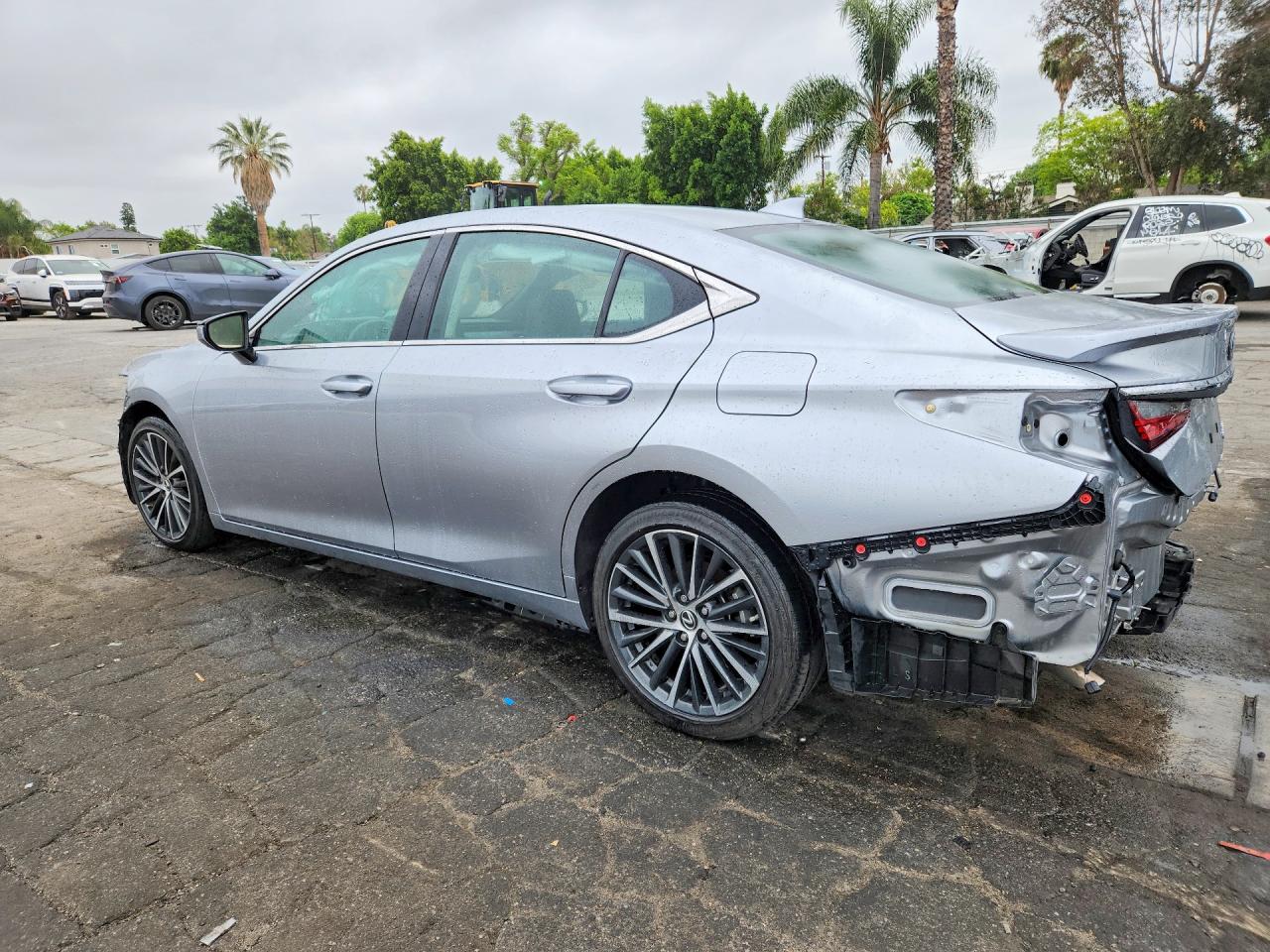 Lexus Es Base