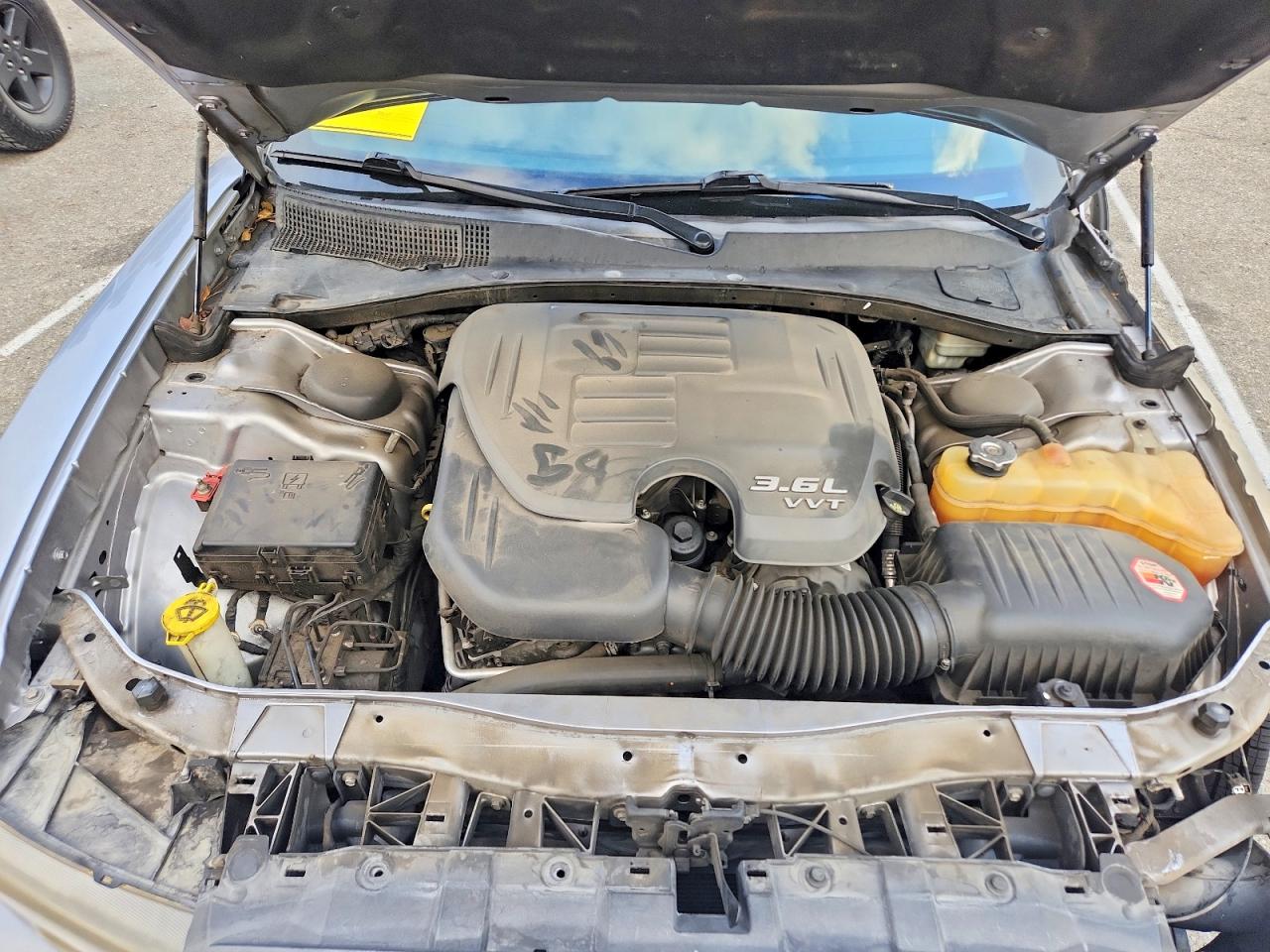 Dodge Charger Se