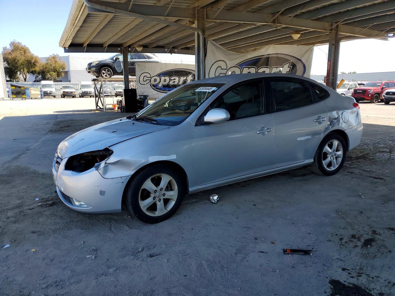 Salvage Hyundai ELANTRA Image