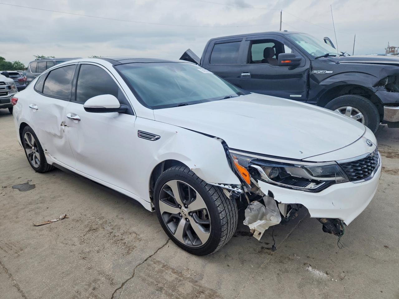 Kia Optima S