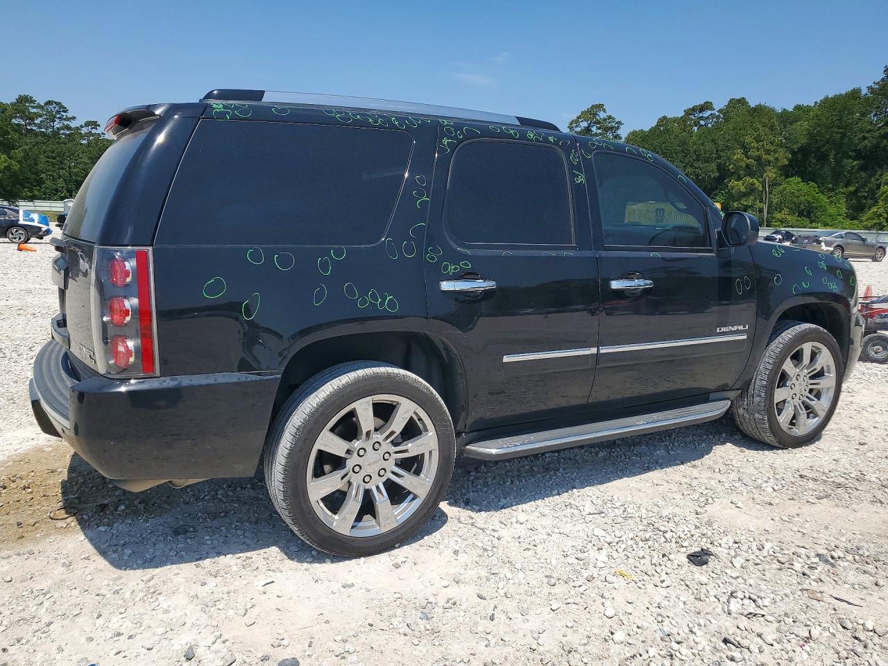 GMC Yukon Denali