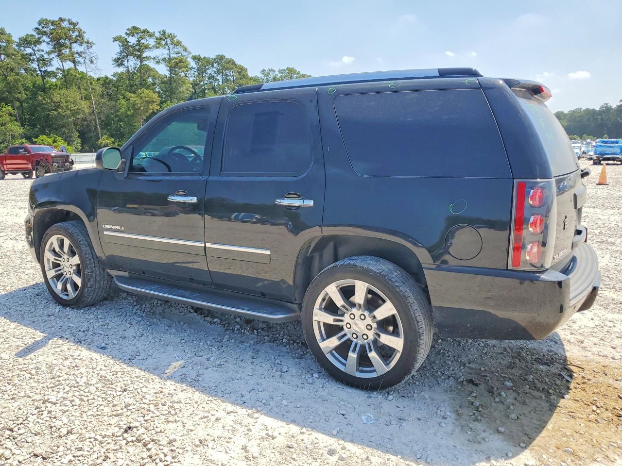 GMC Yukon Denali