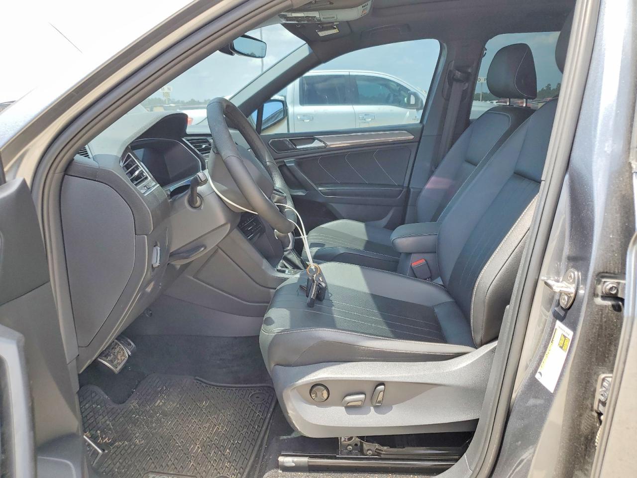 Volkswagen Tiguan Se R-line Black