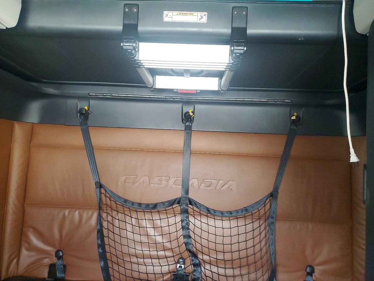 Freigliner Cascadia 126