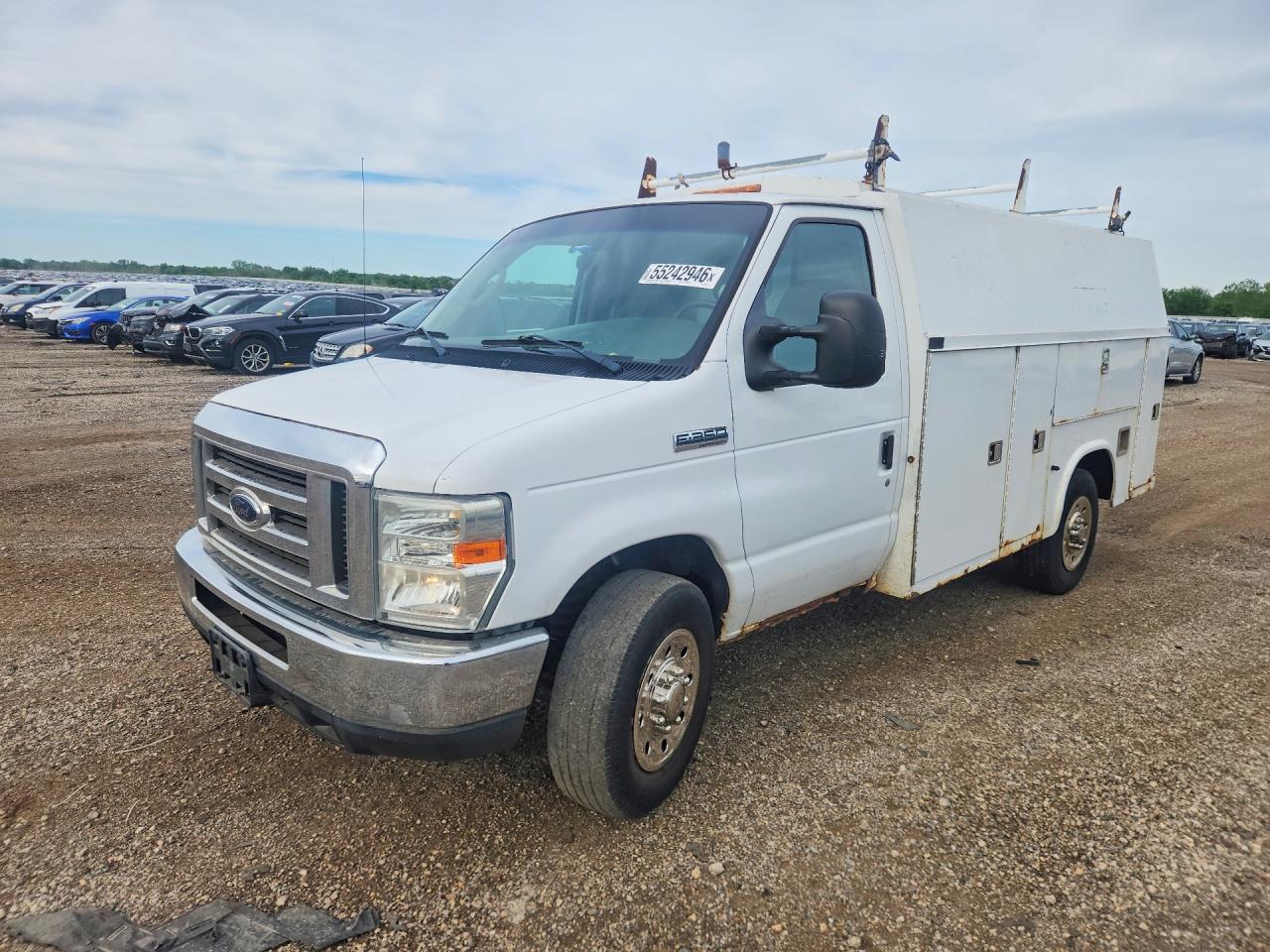 Salvage Ford Econoline Image