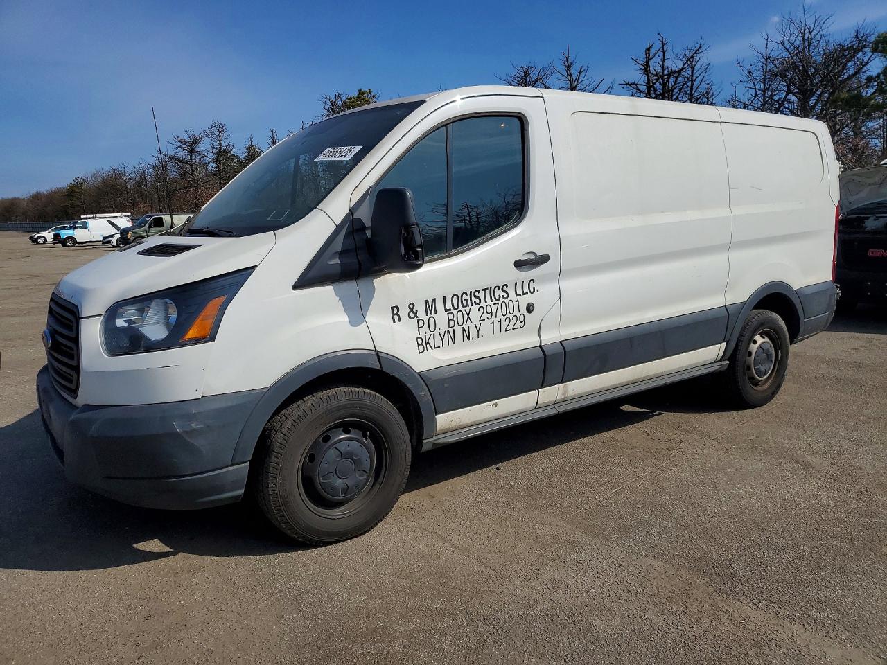 Salvage Ford Transit Image