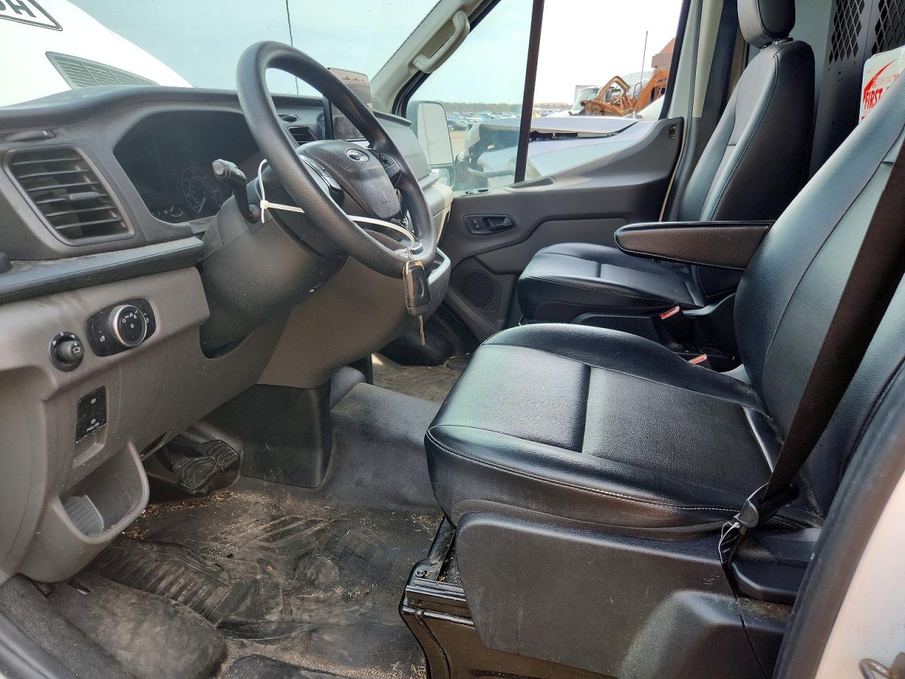 Ford Transit T-250