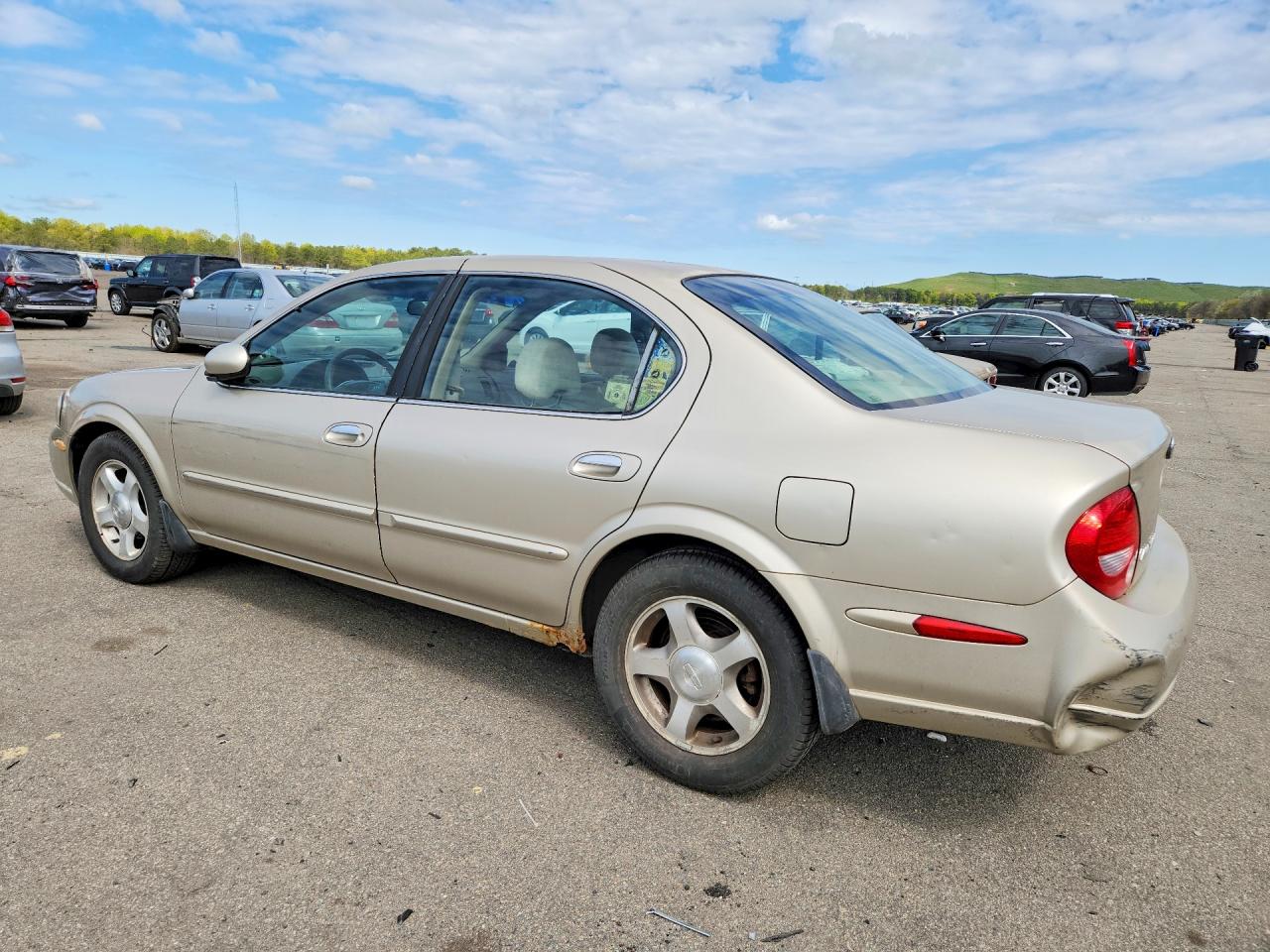Nissan Maxima Gxe