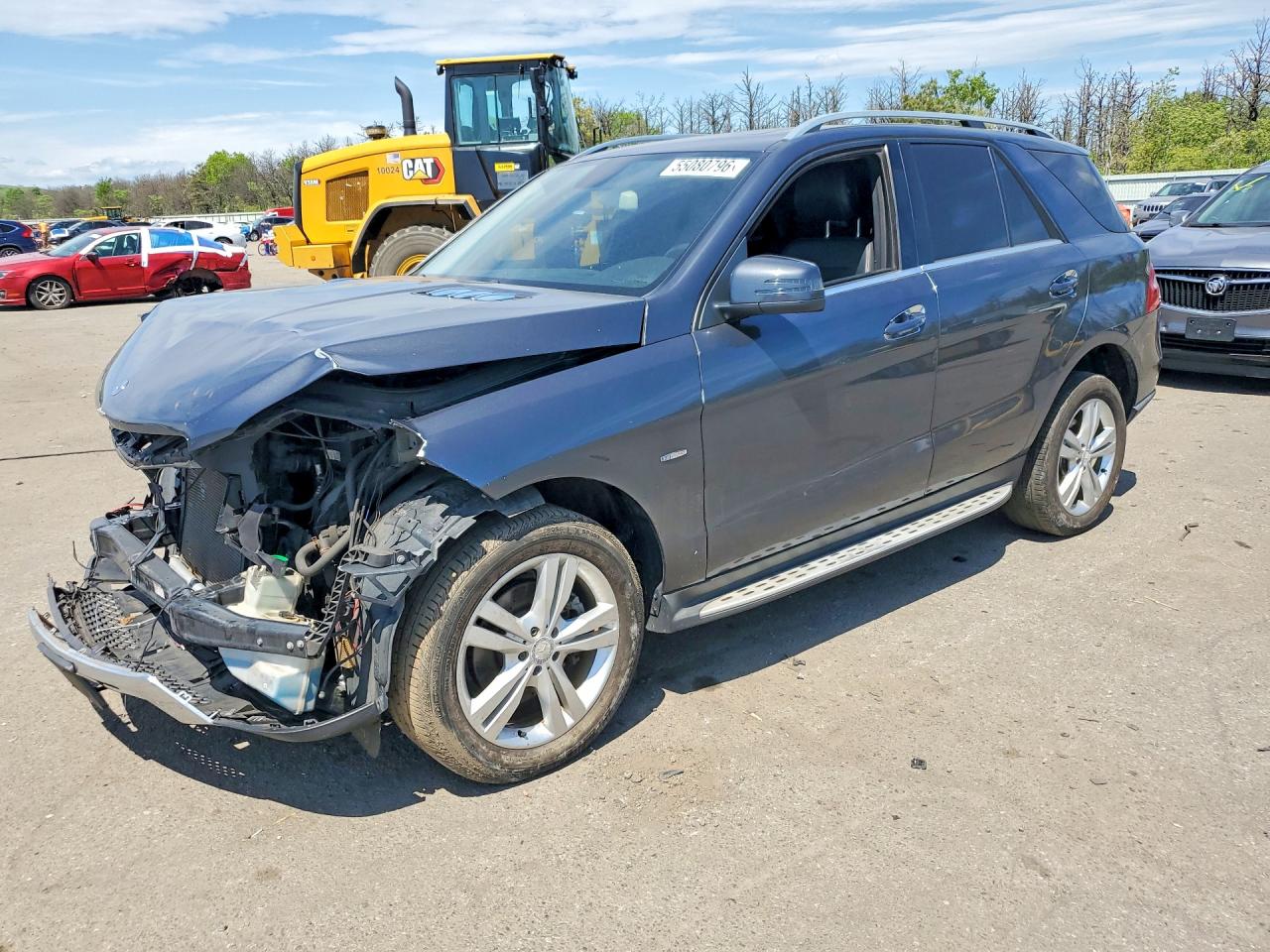 Salvage Mercedes-Benz M-Class Image