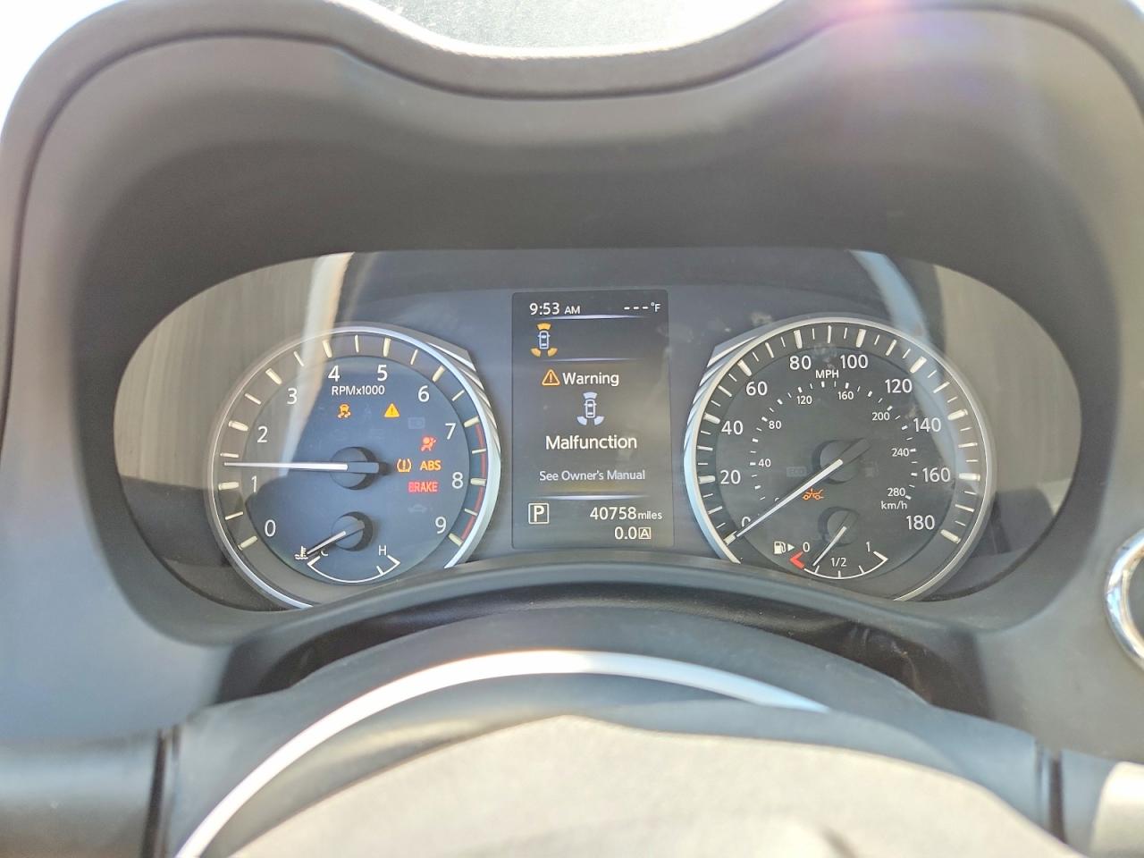 INFINITI Q50 3.0t Luxe