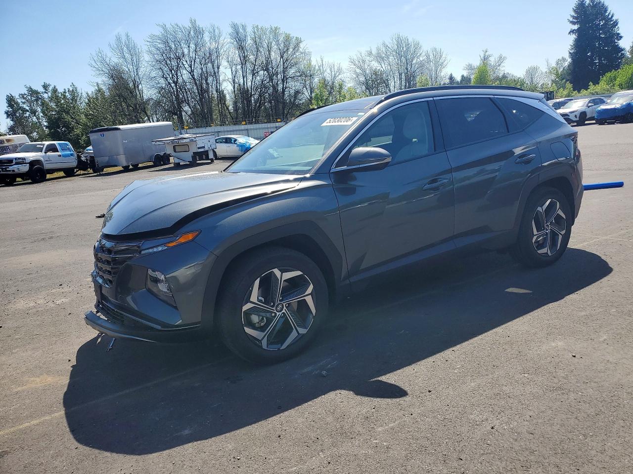 Salvage Hyundai TUCSON Image