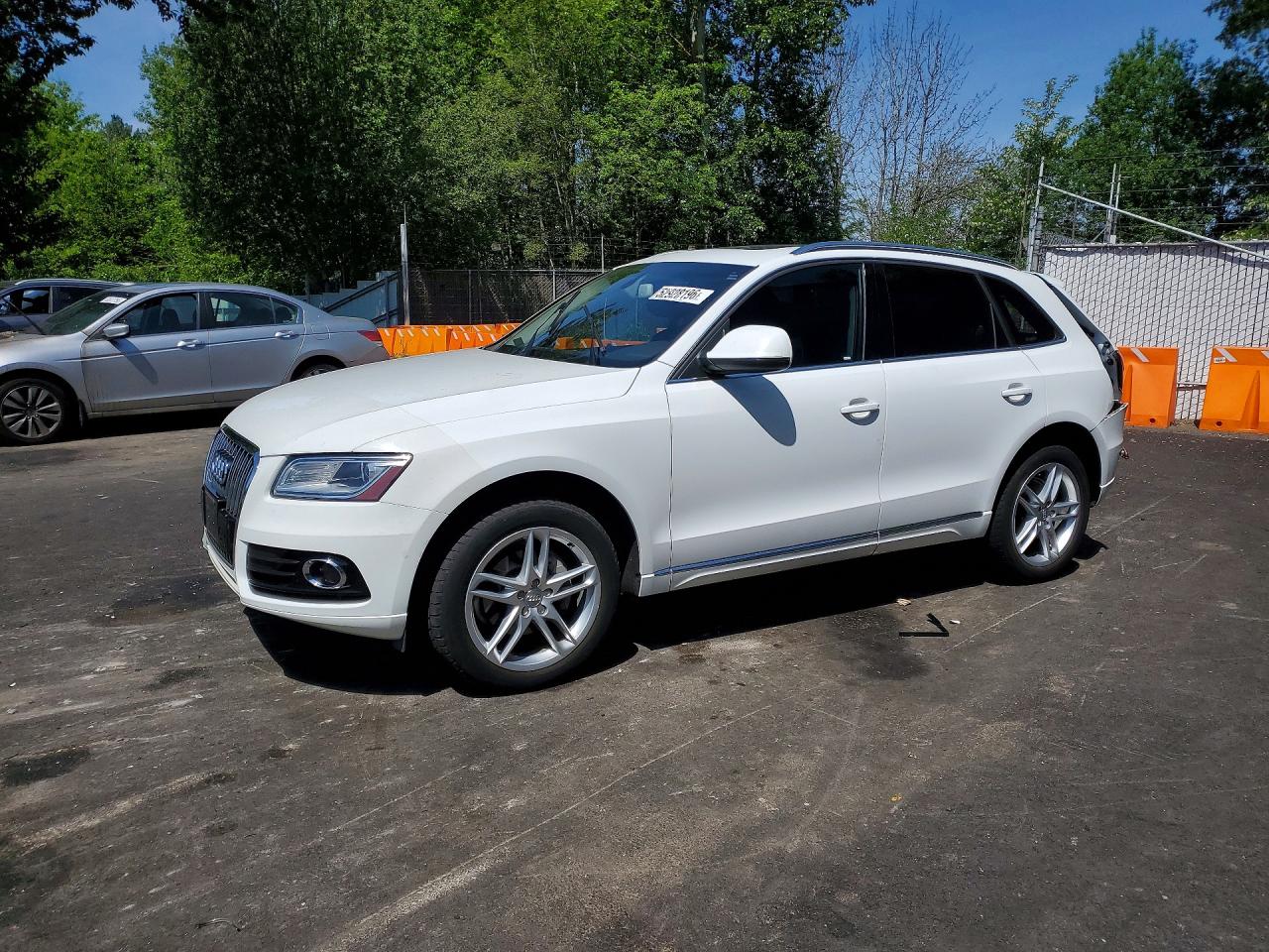 Salvage Audi Q5 Image