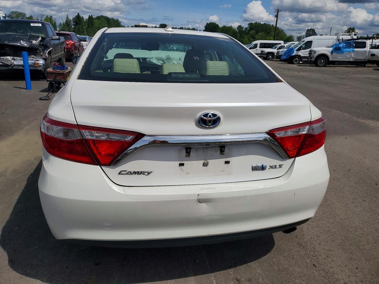 Toyota Camry Xle