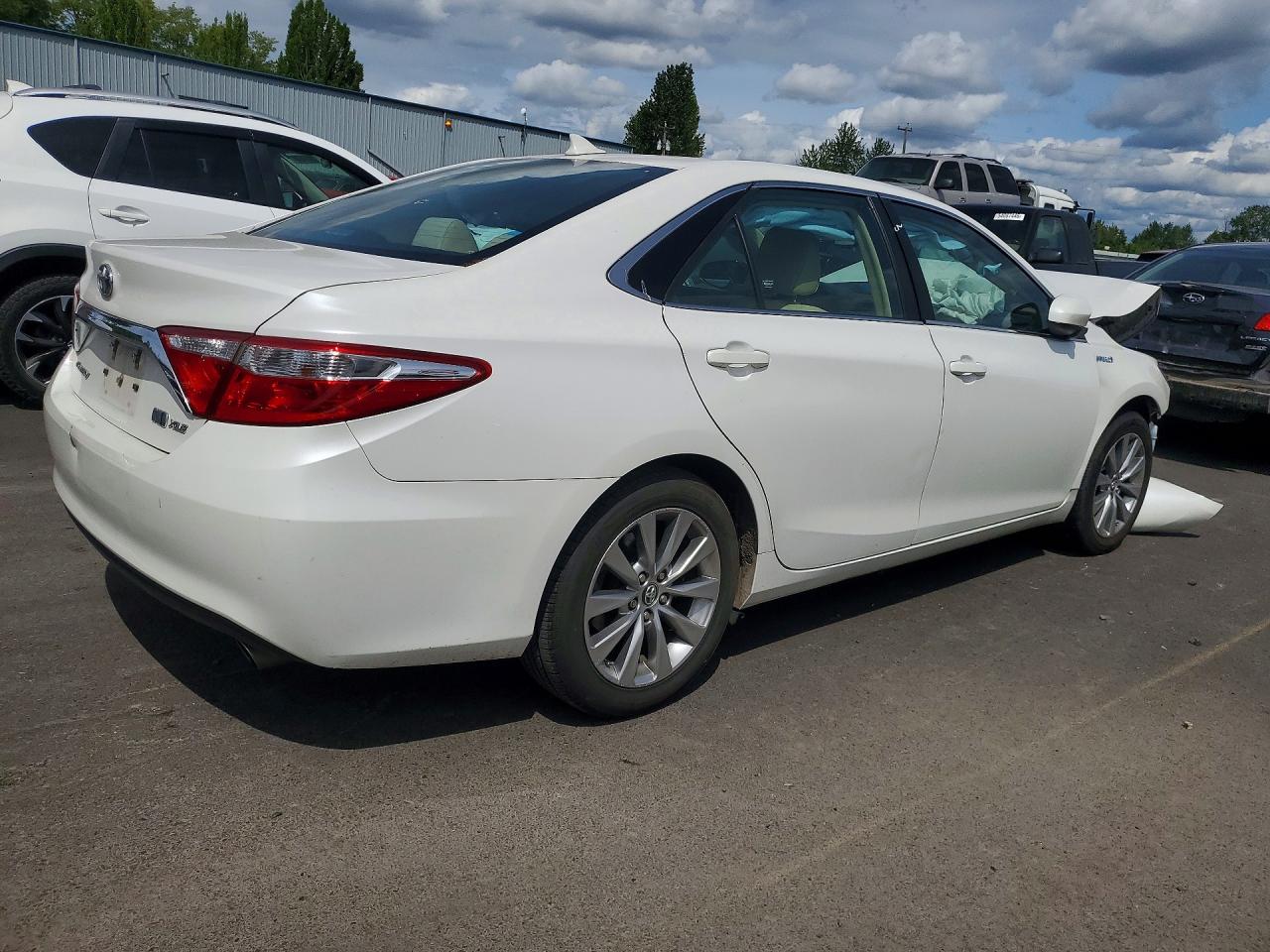 Toyota Camry Xle