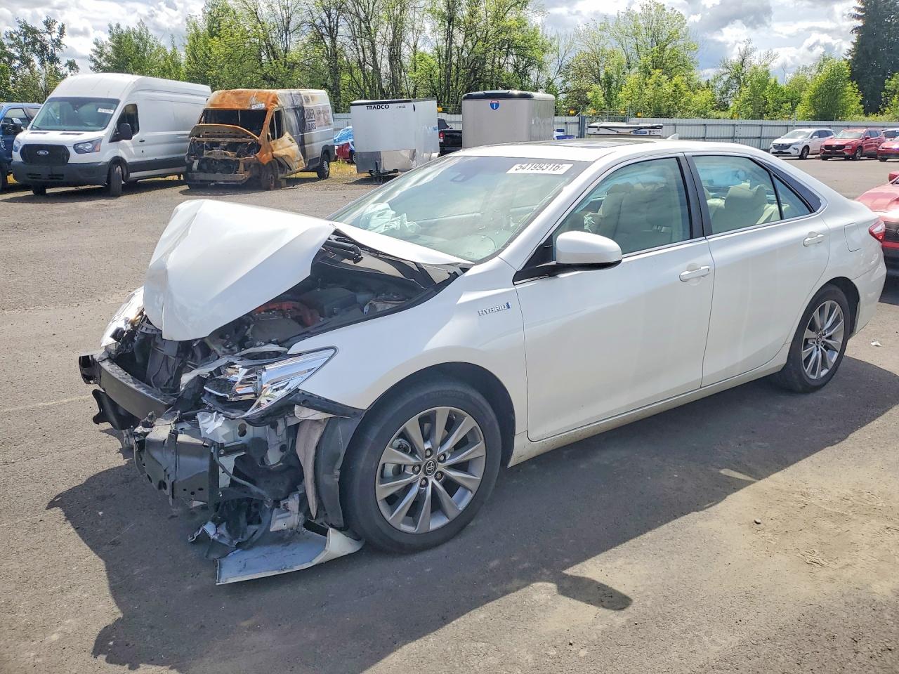 Salvage Toyota Camry Image