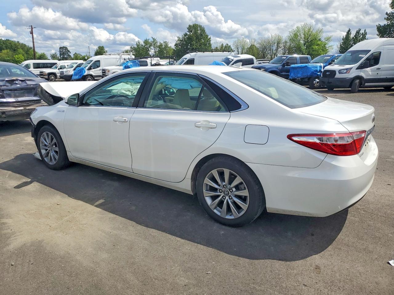 Toyota Camry Xle