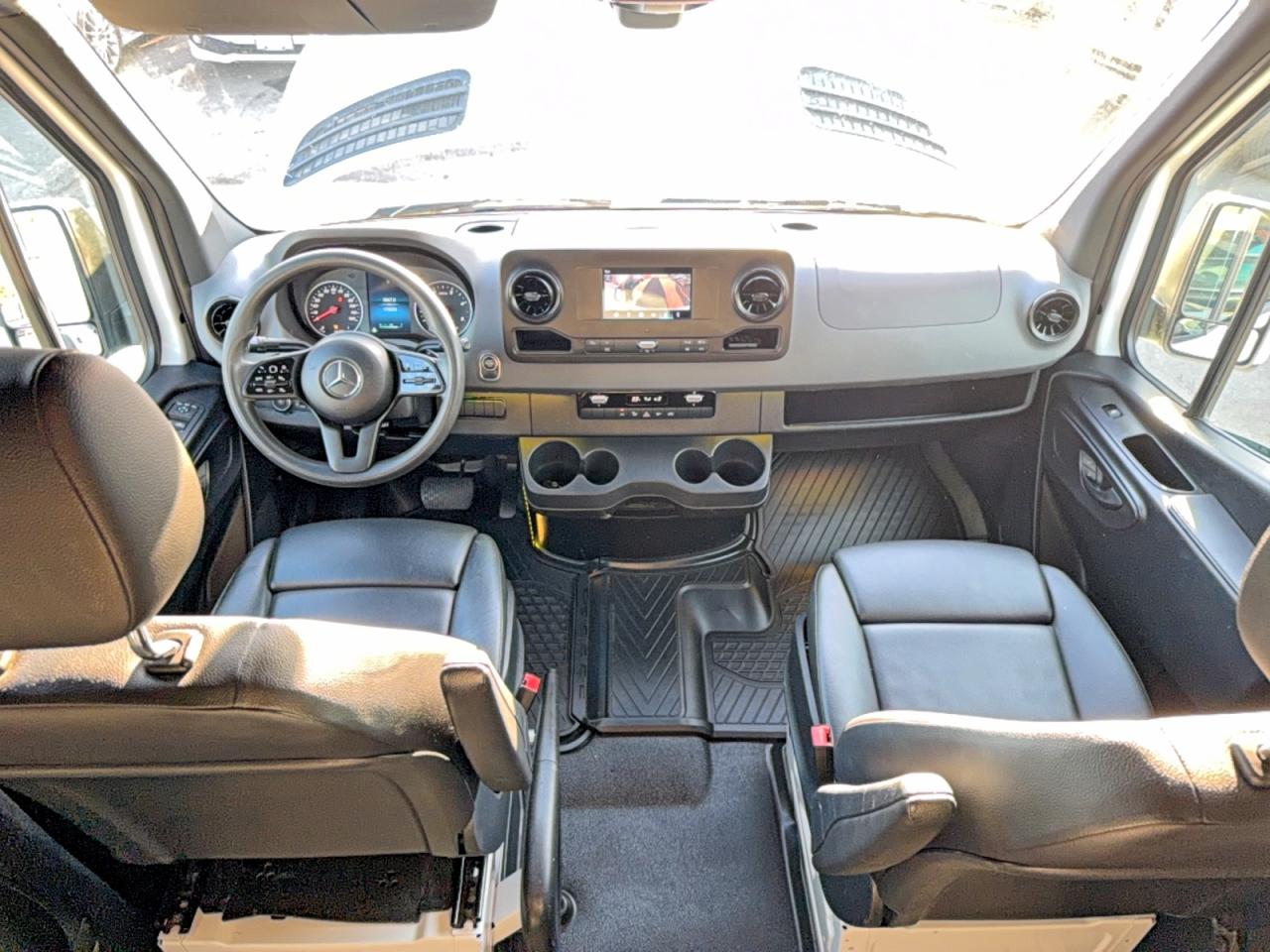 Mercedes-Benz Sprinter 2500