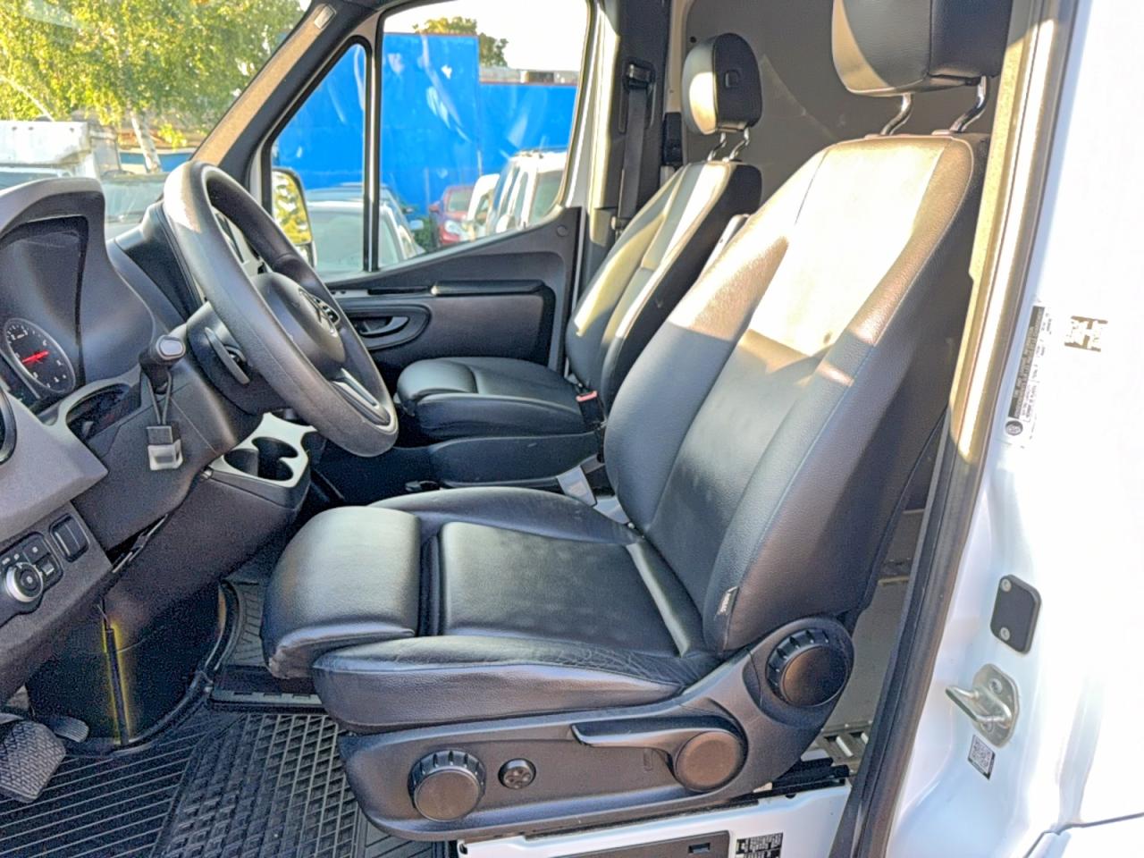 Mercedes-Benz Sprinter 2500