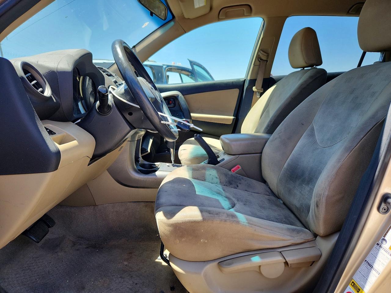 Toyota RAV4 Base