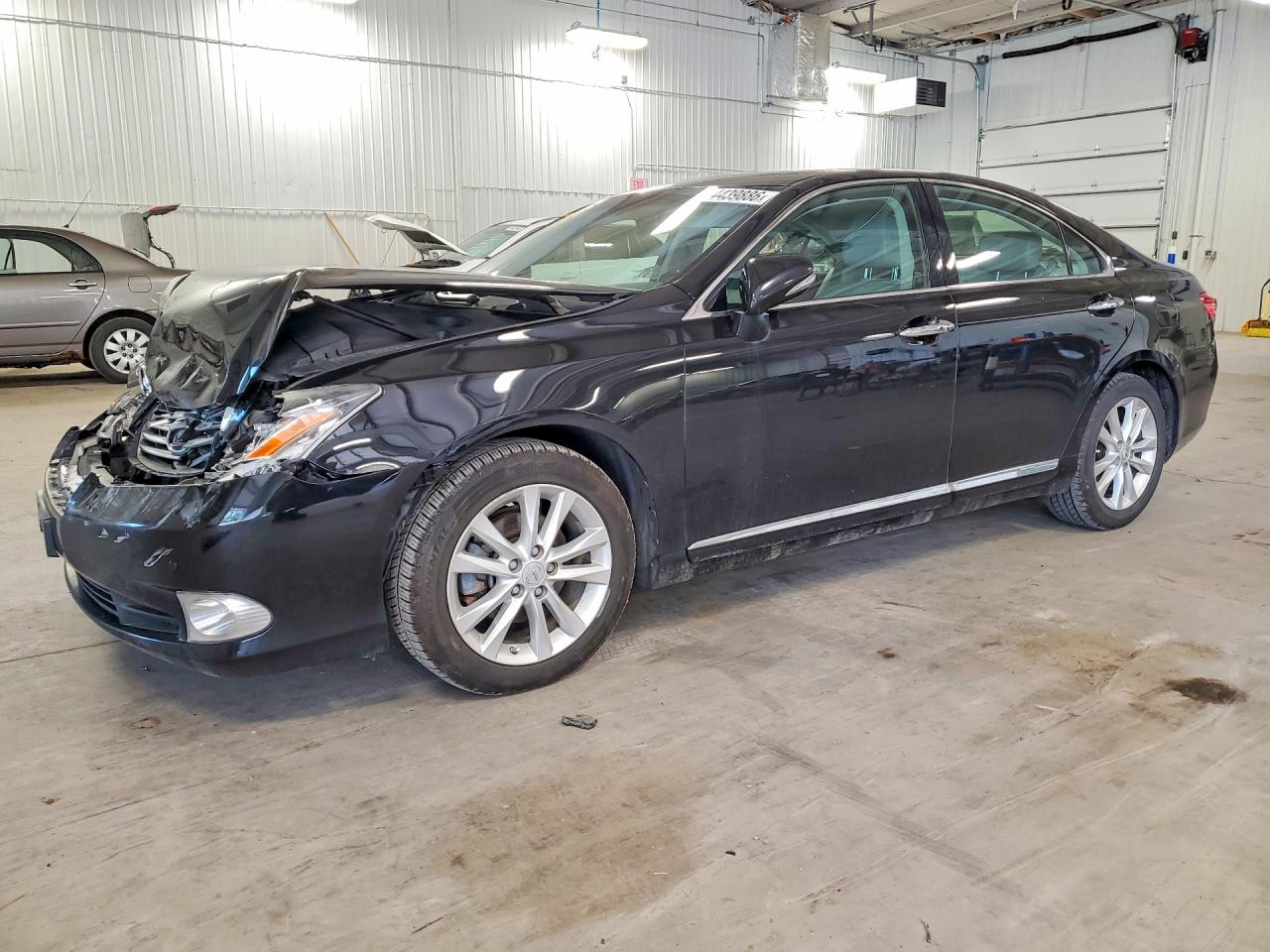 Salvage Lexus Es Image