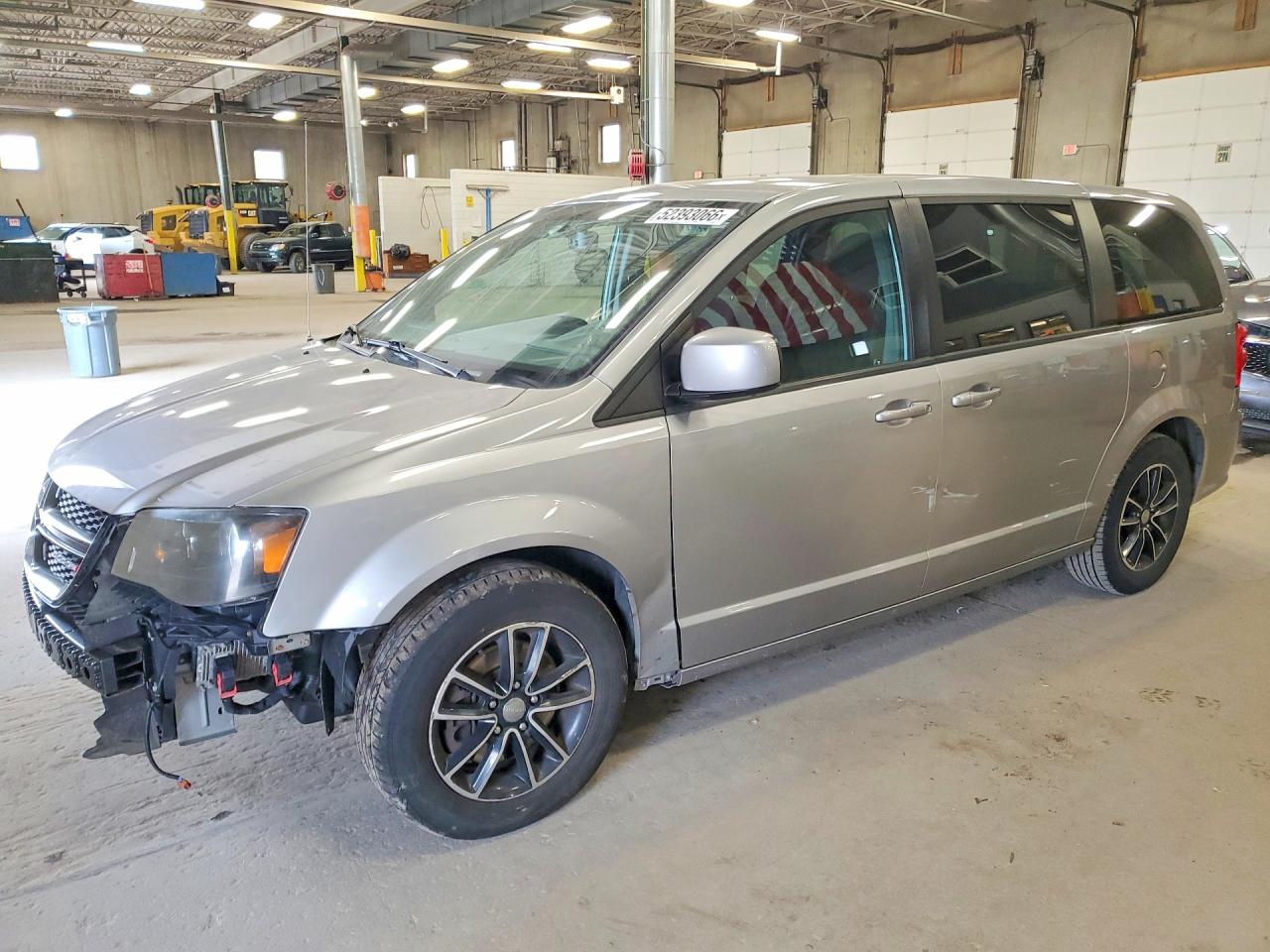 Salvage Dodge Caravan Image