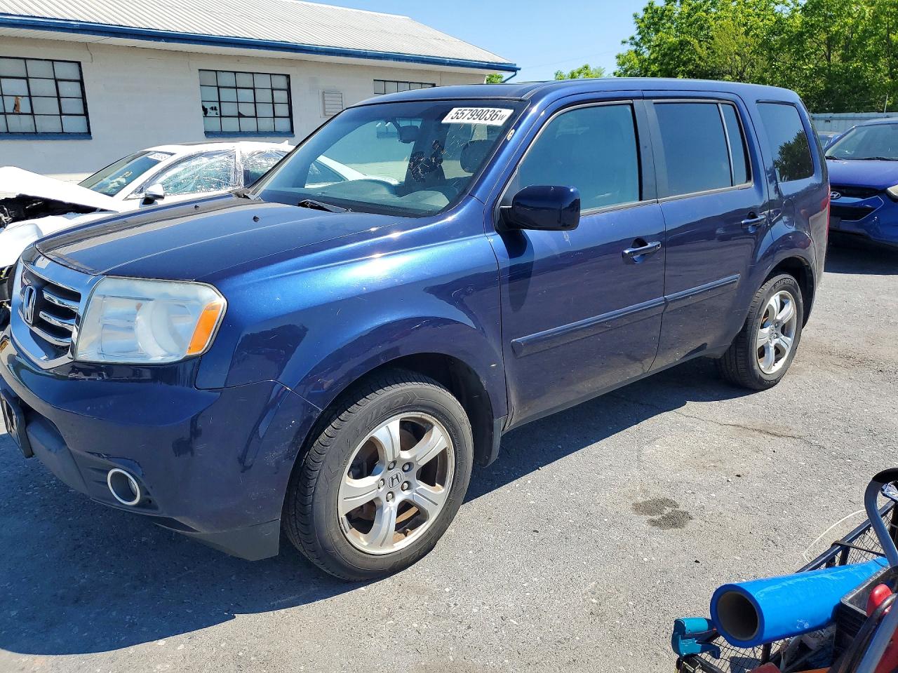 Salvage Honda Pilot Image