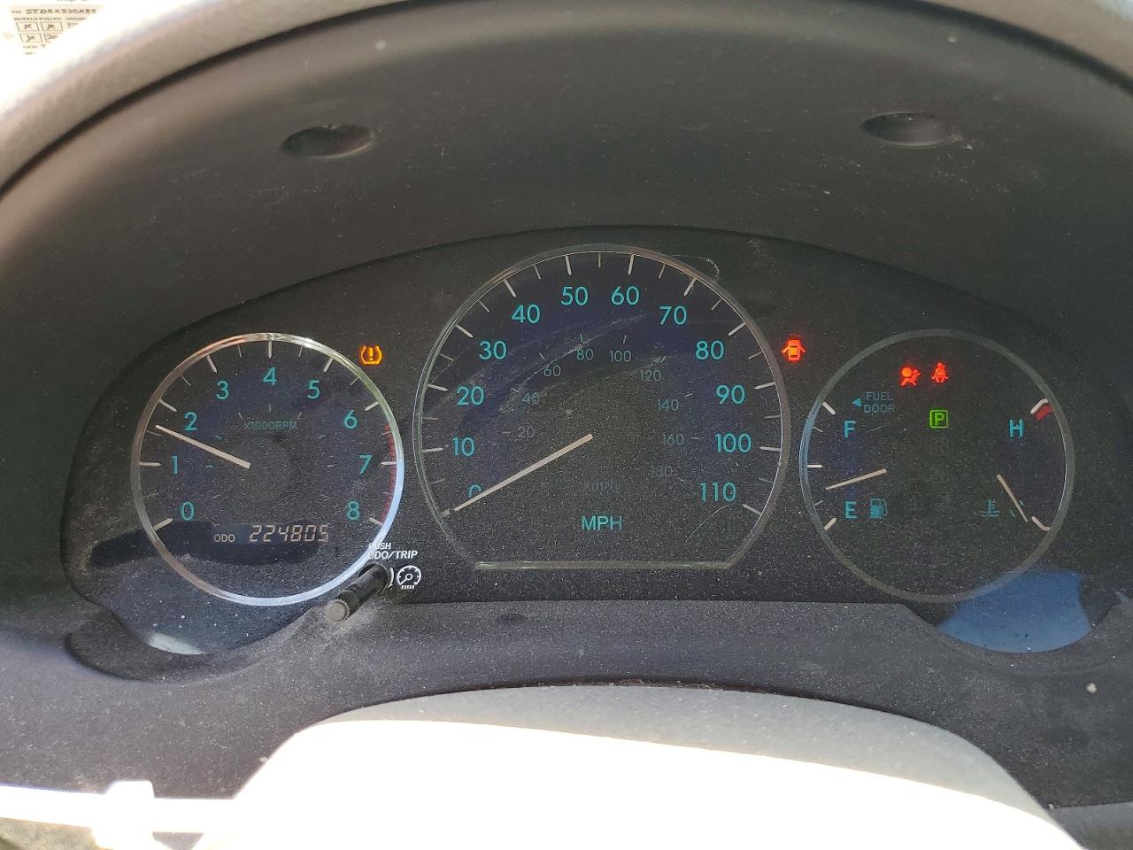 Toyota Sienna Le 8-passenger