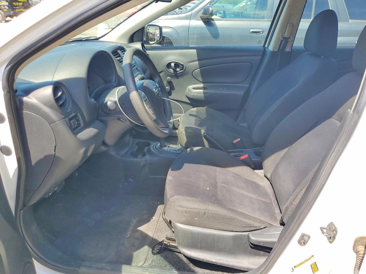 Nissan Versa S Plus