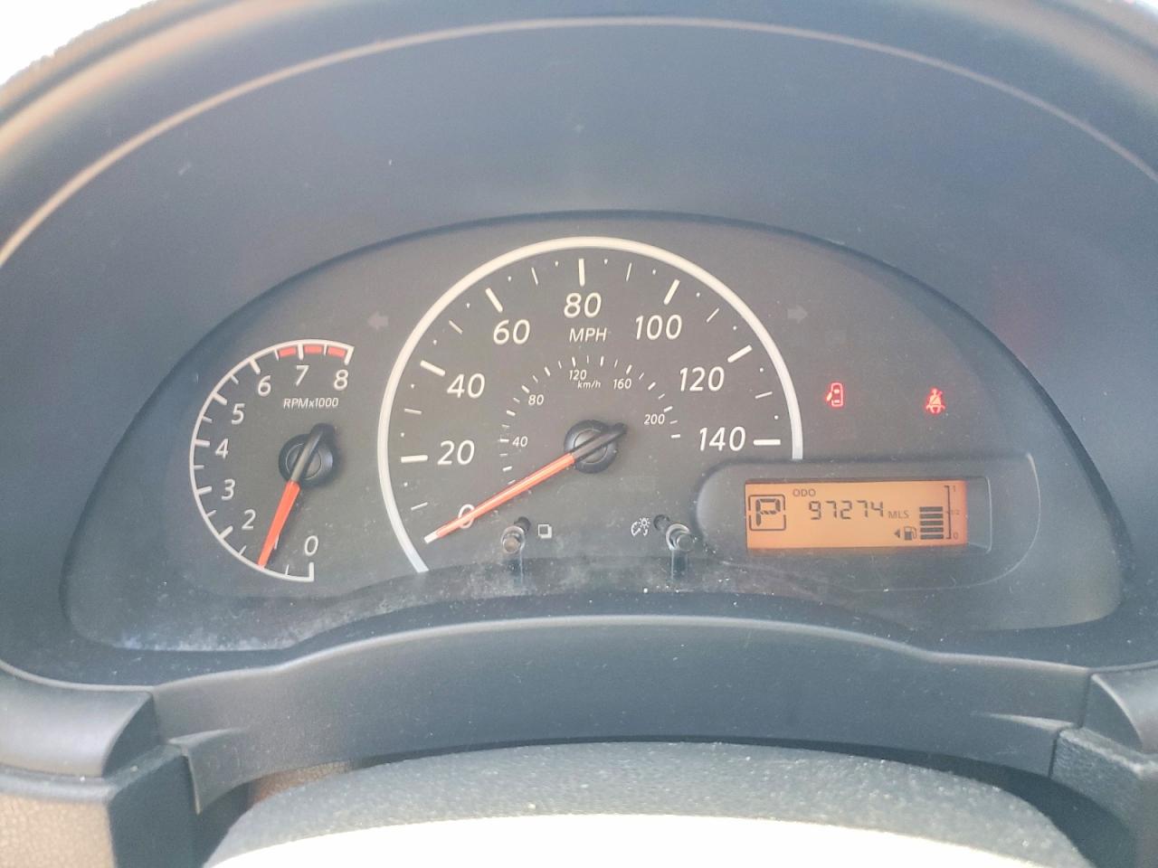 Nissan Versa S Plus