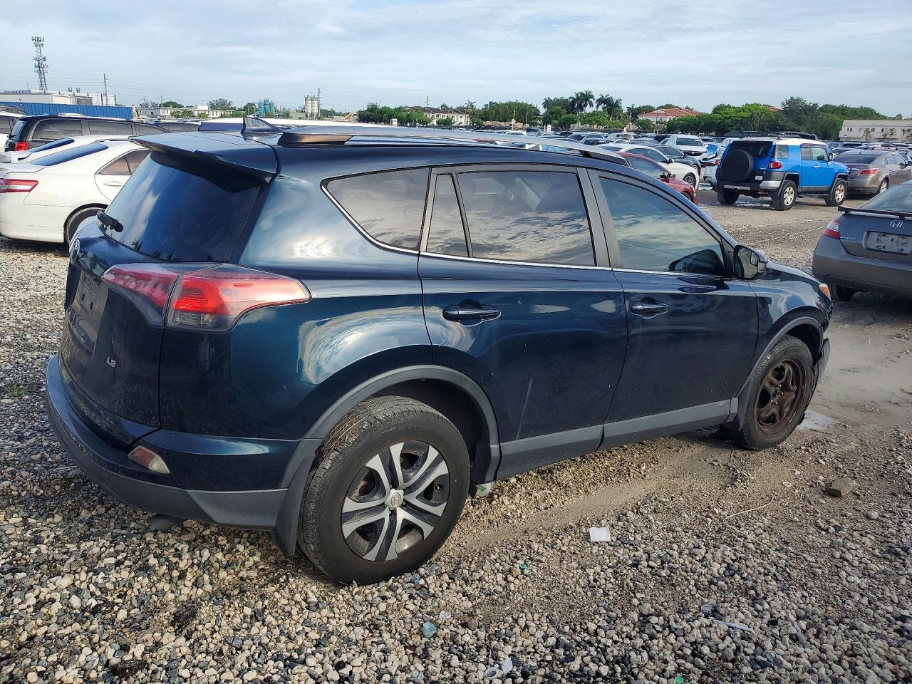Toyota RAV4 Le