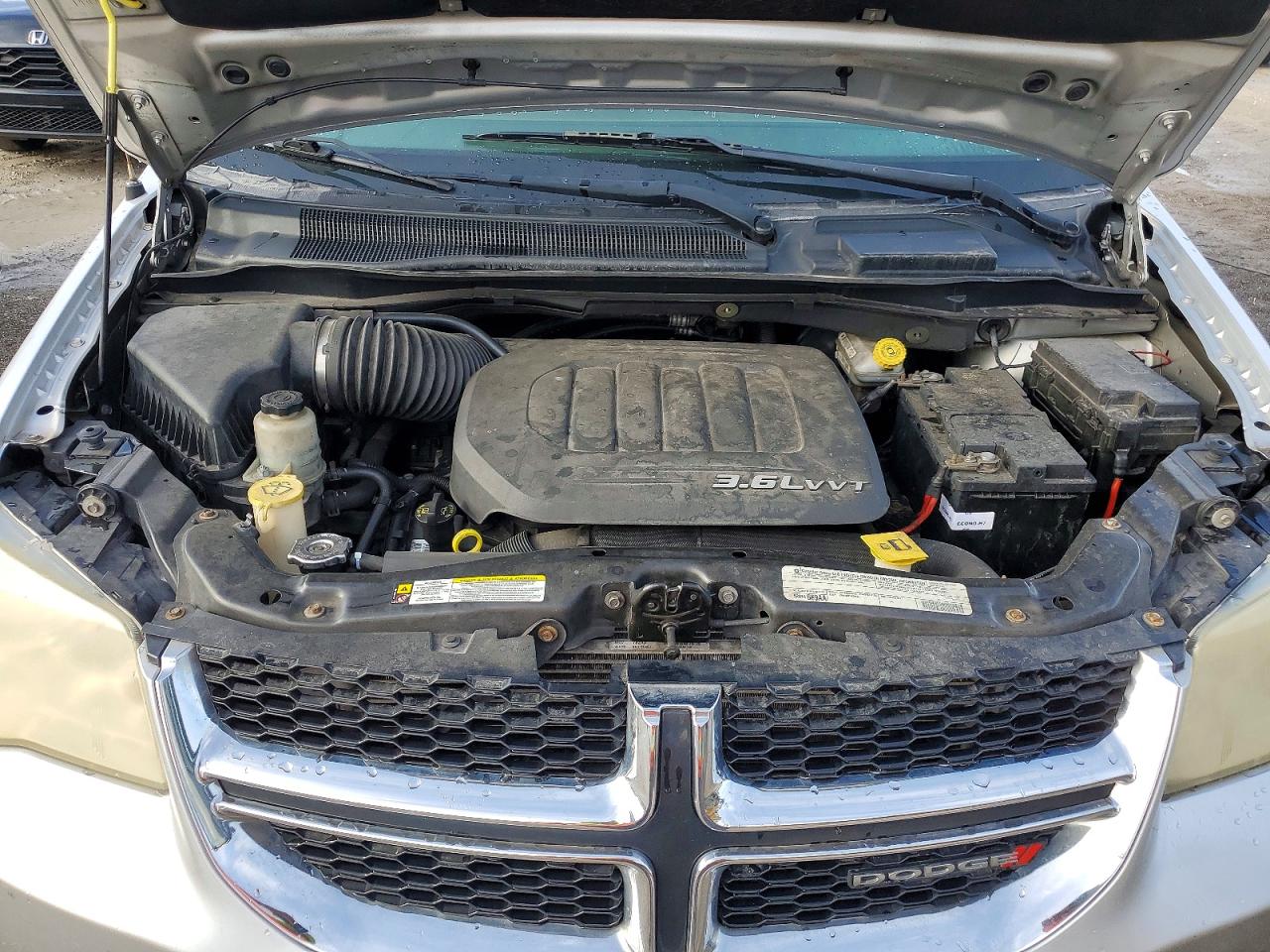 Dodge Caravan Sxt
