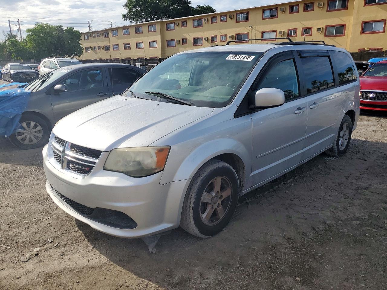 Salvage Dodge Caravan Image