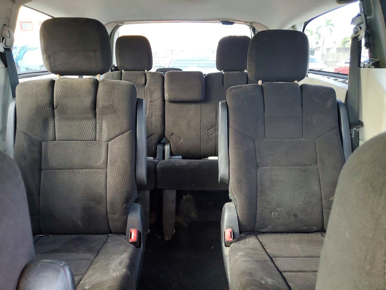 Dodge Caravan Sxt