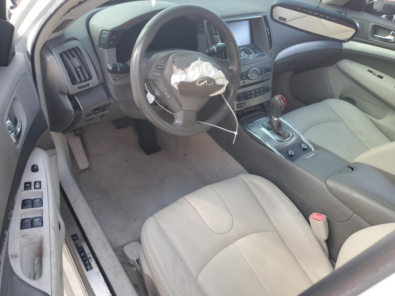 INFINITI Q40