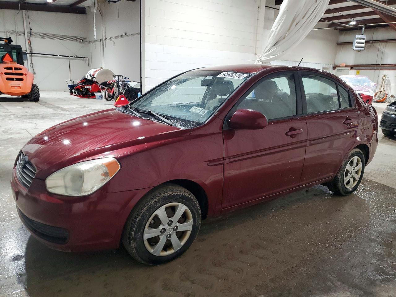 Salvage Hyundai ACCENT Image