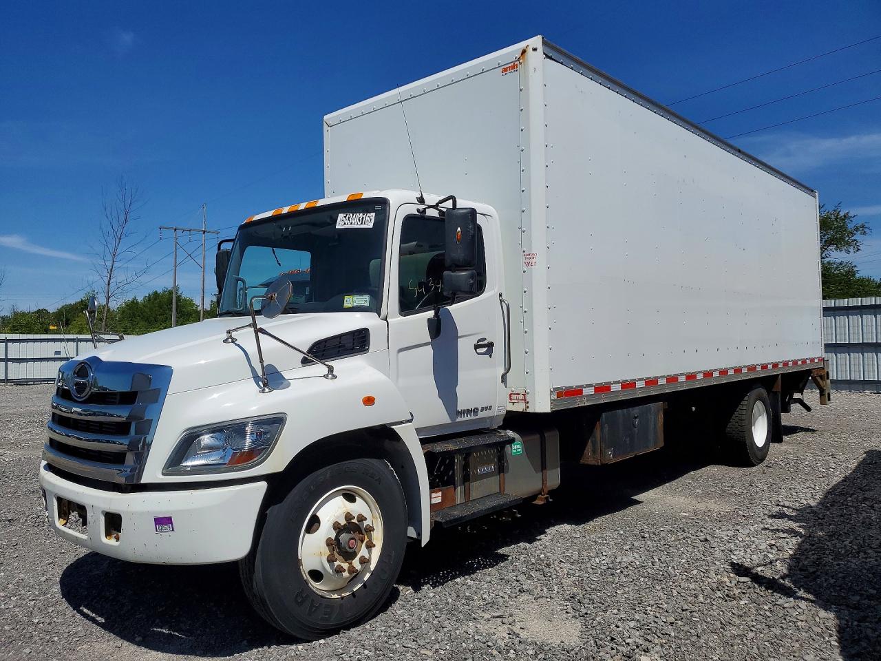 Salvage Hino 258 268 Image