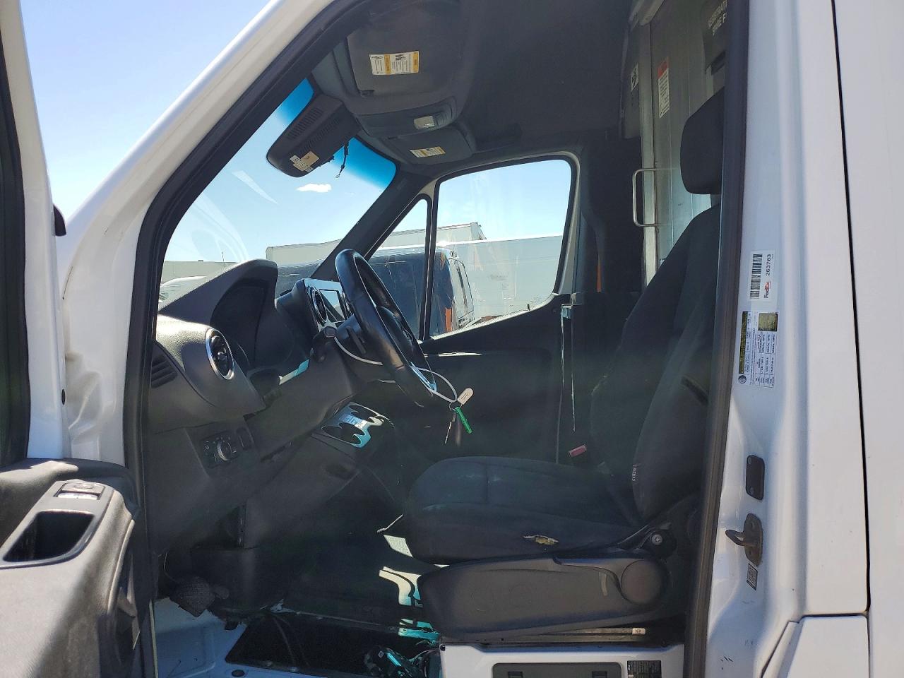 Mercedes-Benz Sprinter 2500