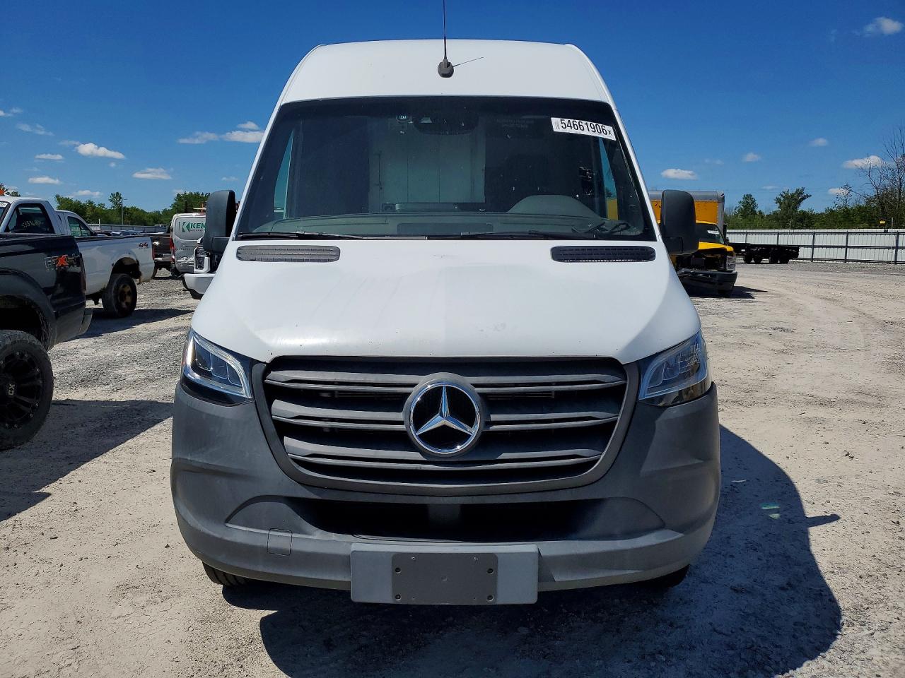 Mercedes-Benz Sprinter 2500