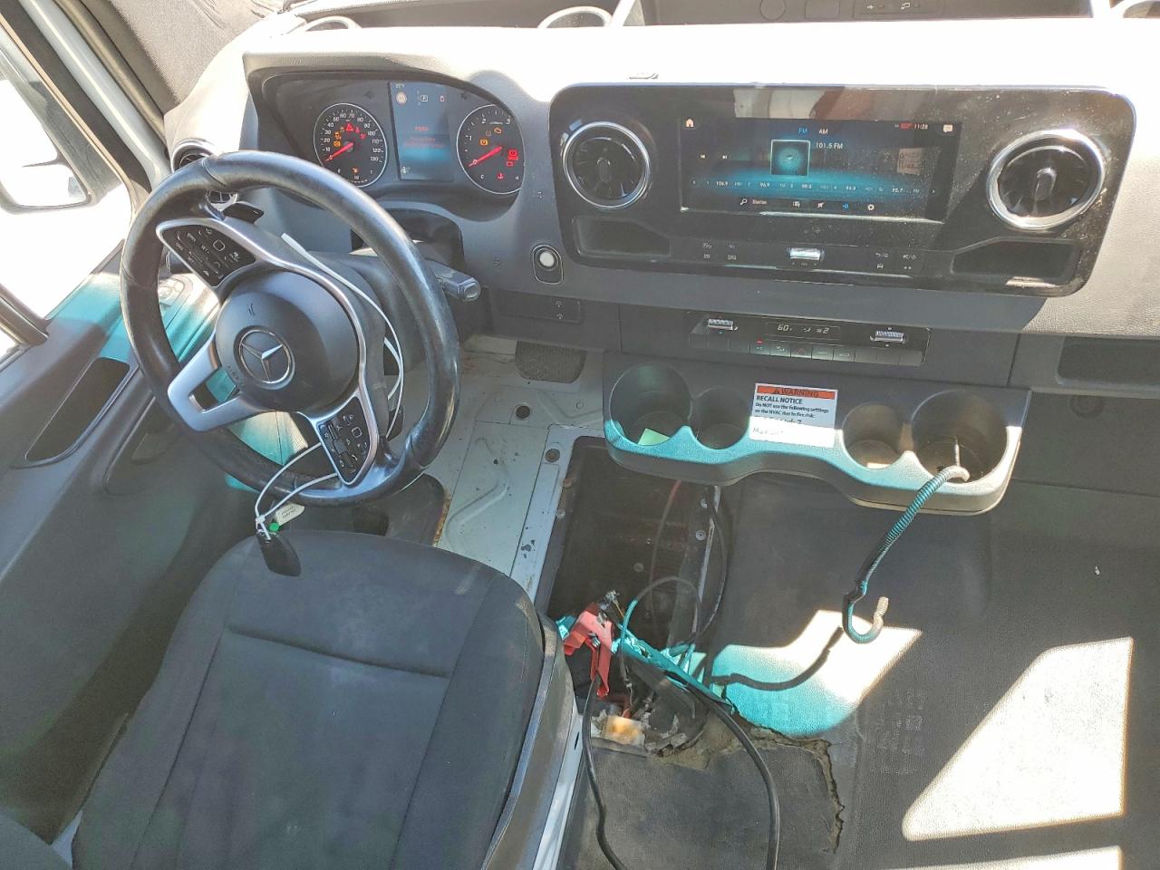 Mercedes-Benz Sprinter 2500
