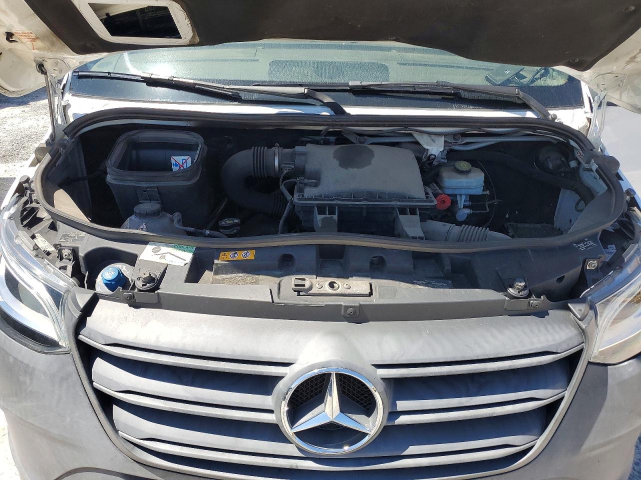 Mercedes-Benz Sprinter 2500