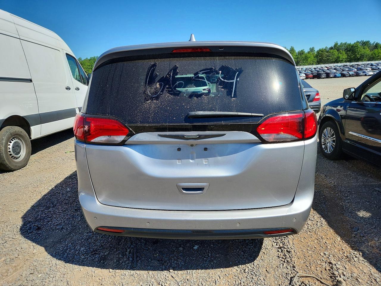 Chrysler Pacifica Touring Plus