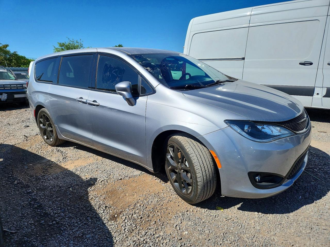 Chrysler Pacifica Touring Plus