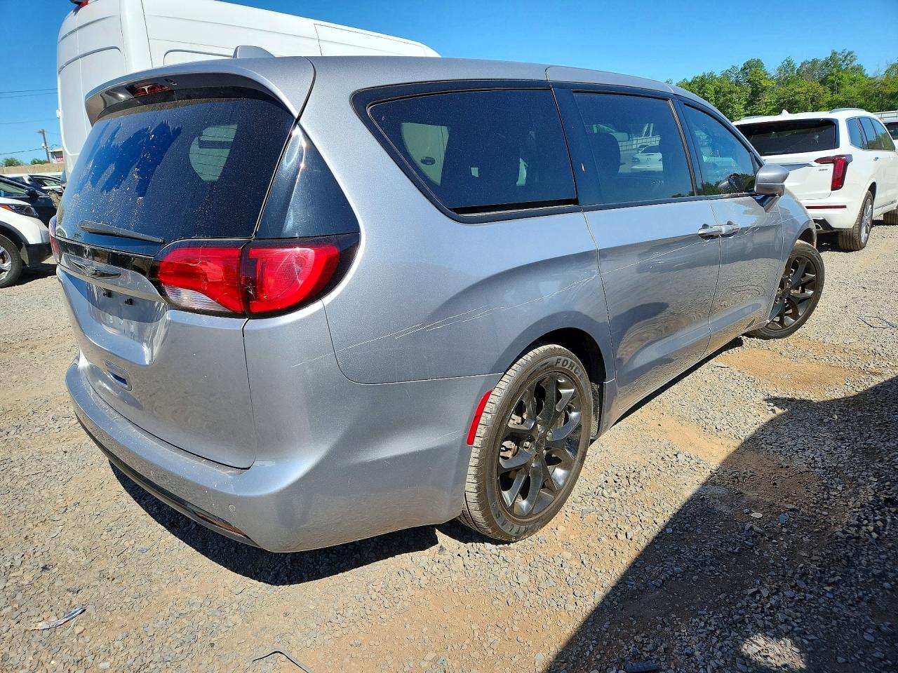 Chrysler Pacifica Touring Plus
