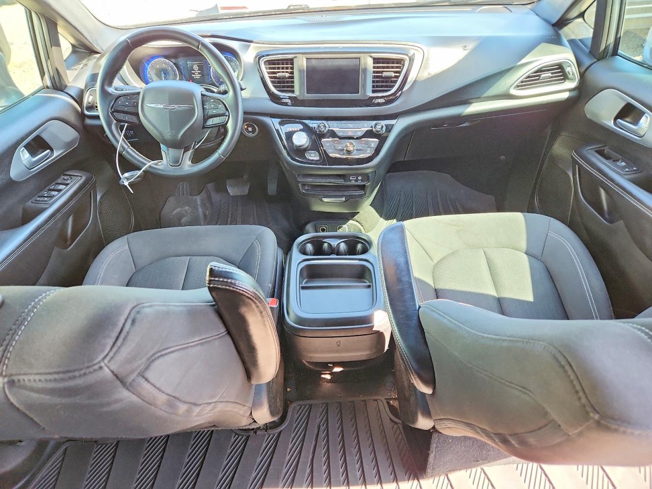 Chrysler Pacifica Touring Plus