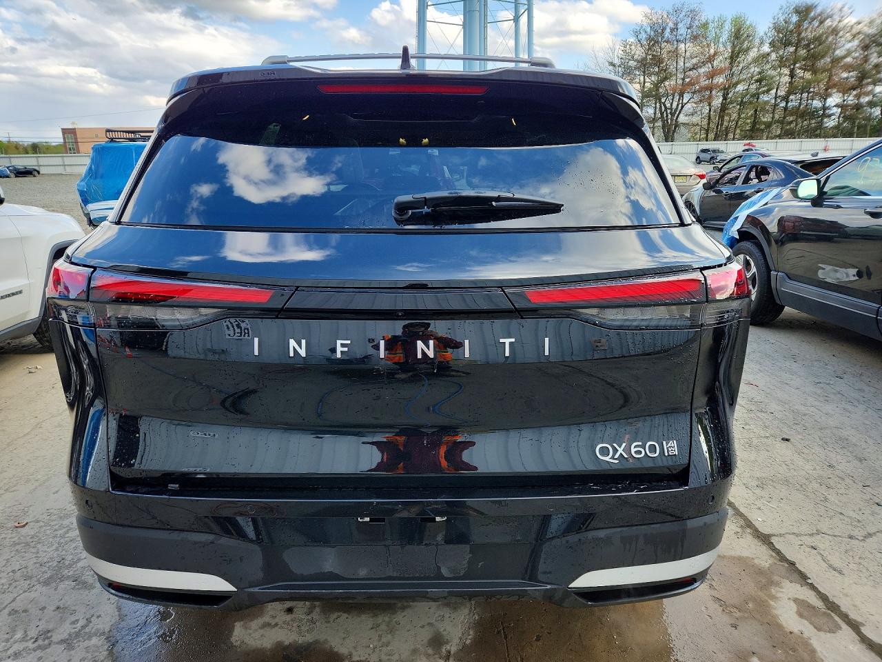 INFINITI Qx Luxe