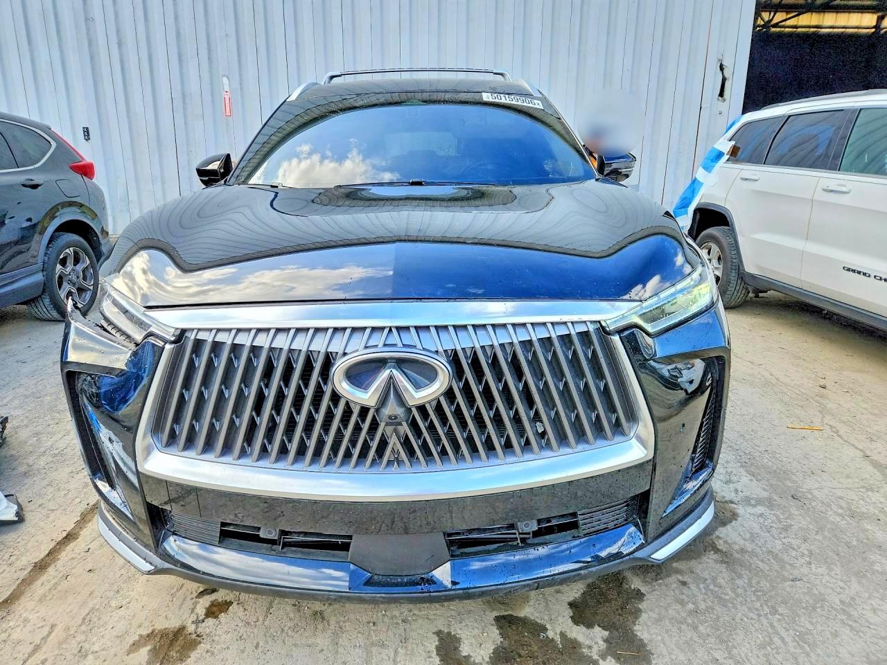 INFINITI Qx Luxe
