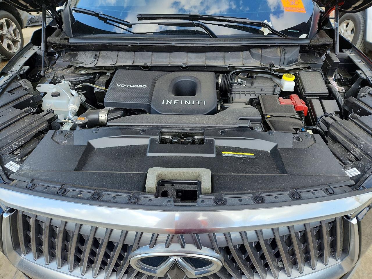 INFINITI Qx Luxe