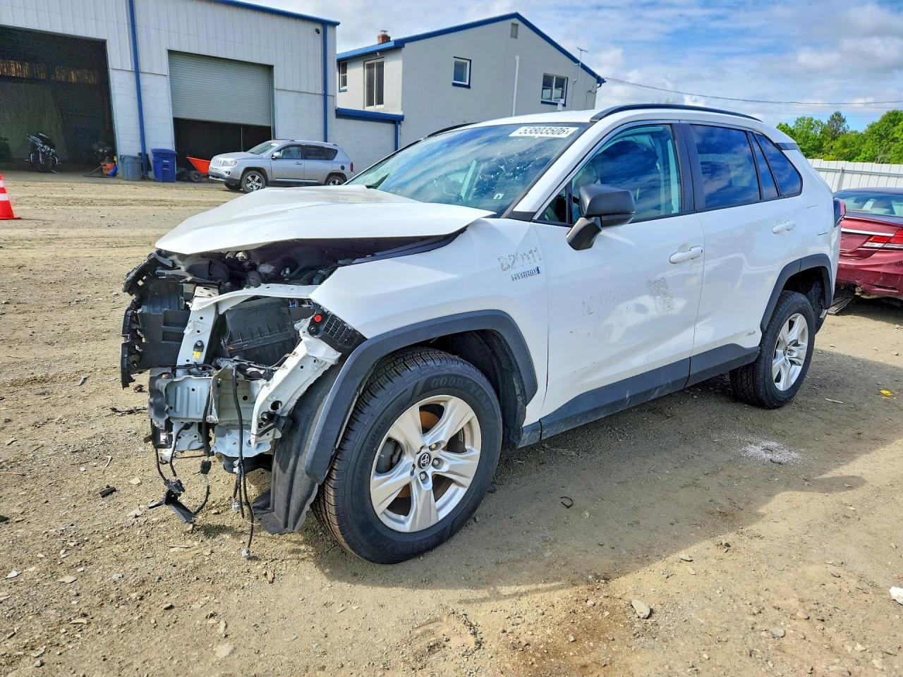 Salvage Toyota RAV4 Image