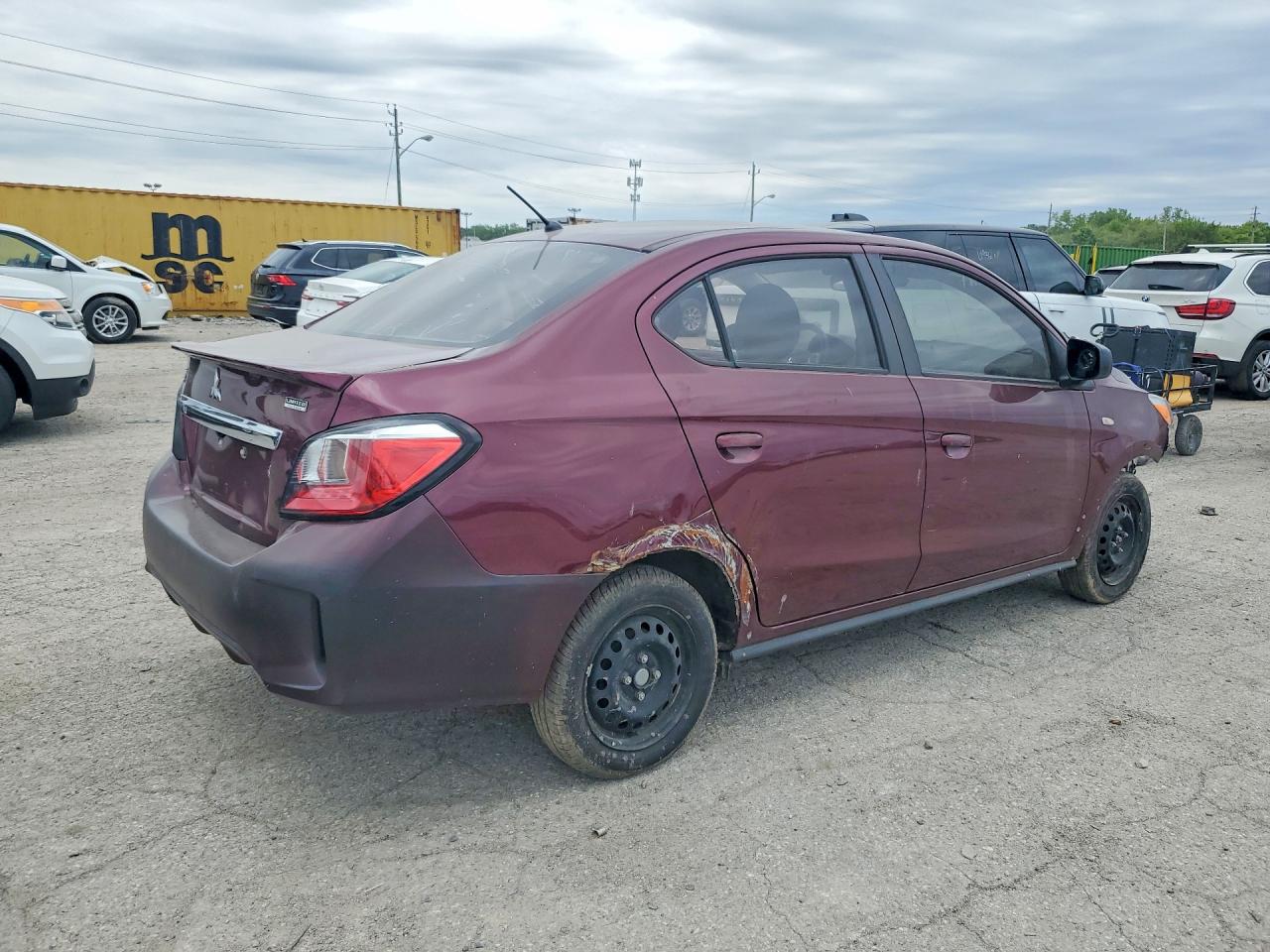 Mitsubishi Mirage G4 Es